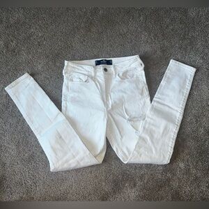 White skinny jeans